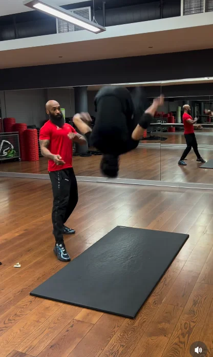 Minute to Win It Game Ideas for Groups