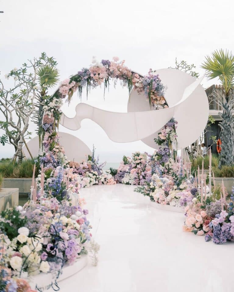Wedding Arch Decoration Ideas: Elegant Styles & Themes