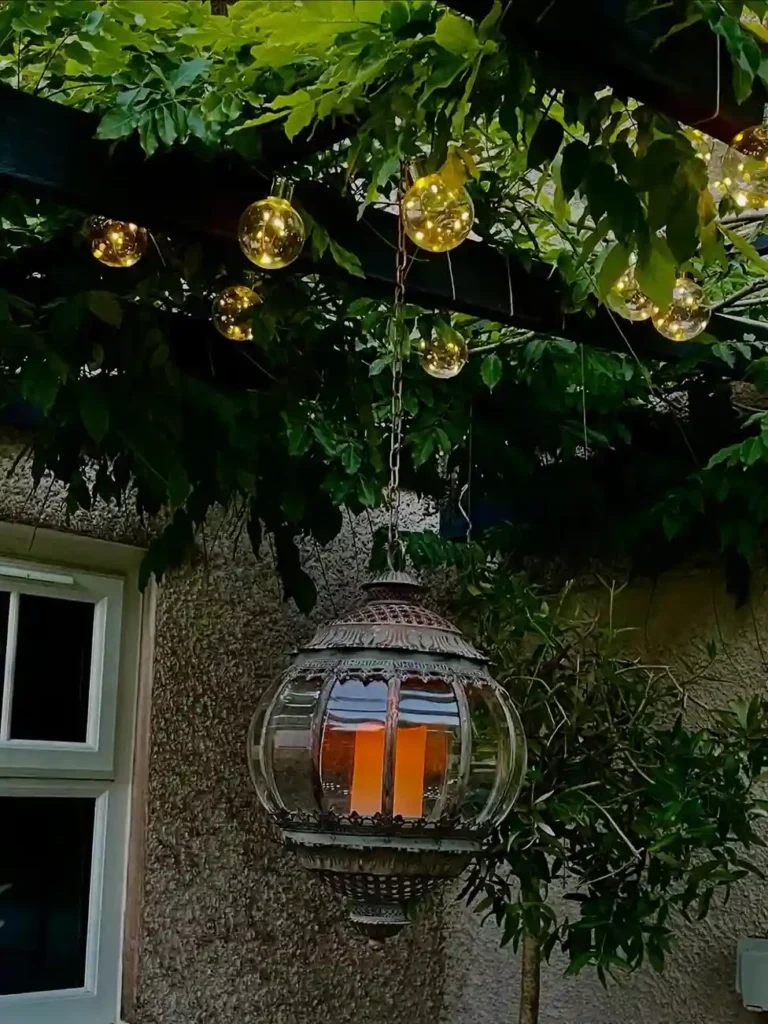 Vintage Garden Decor Ideas