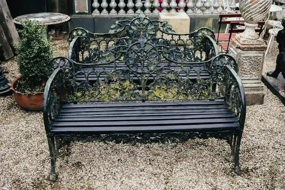 Vintage Garden Decor Ideas